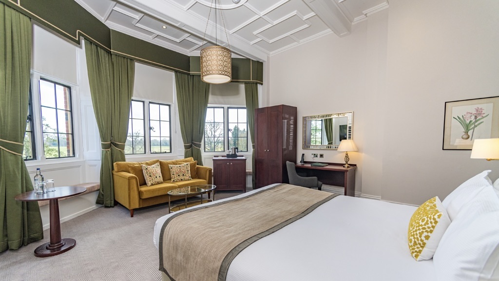 The Elvetham - Country House Hotel  exteror master bedroom