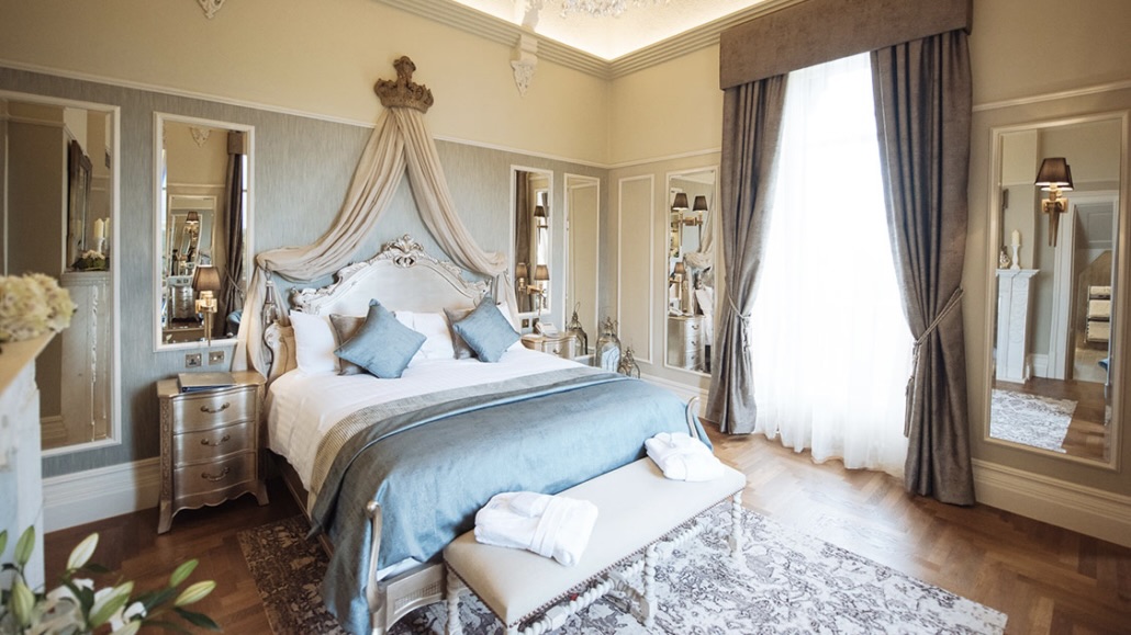 Balmoral-Suite-Bedding-Cornhill-one of the best 4-star luxury castle hotels in Scotland