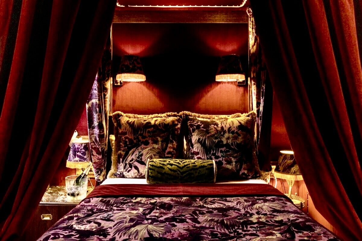 House of Gods offers guests the chance to be spoiled like the rich and famous (Photo courtesy House of Gods Royal Mile)