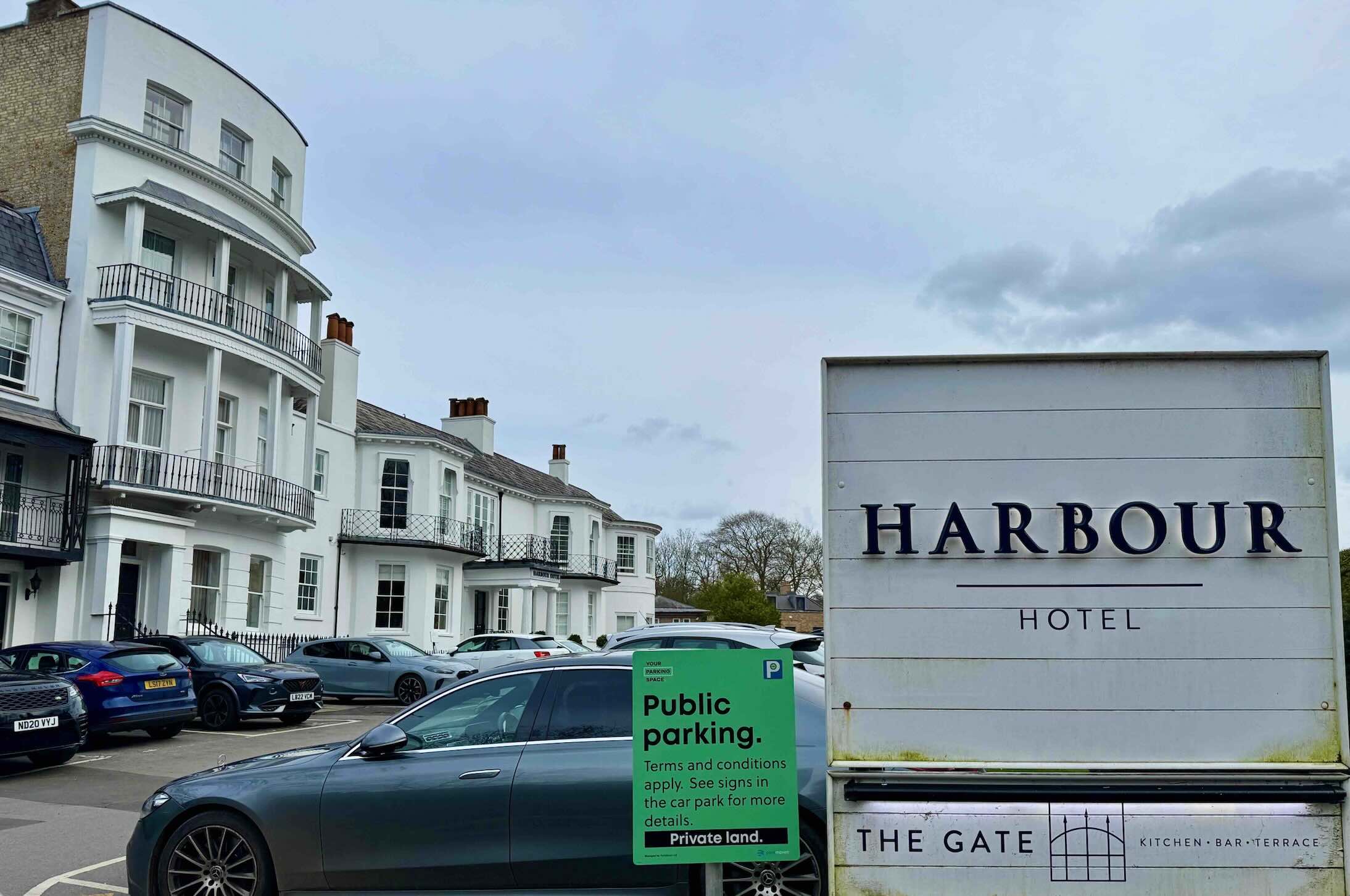 The Harbour Hotel Richmond Photo by Bryan Dearsley 