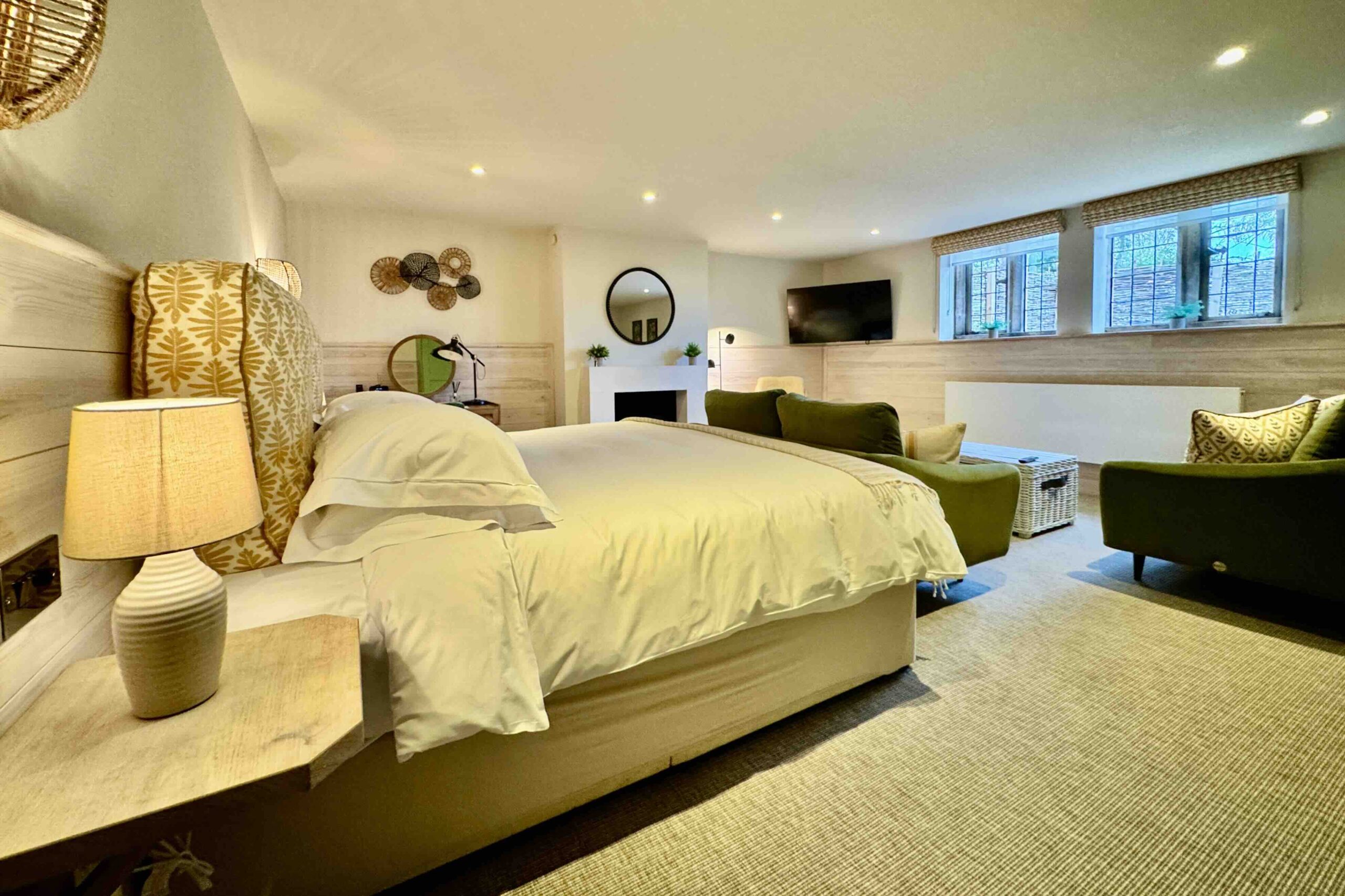 Room 17 in the Coach House photo Bryan Dearsley