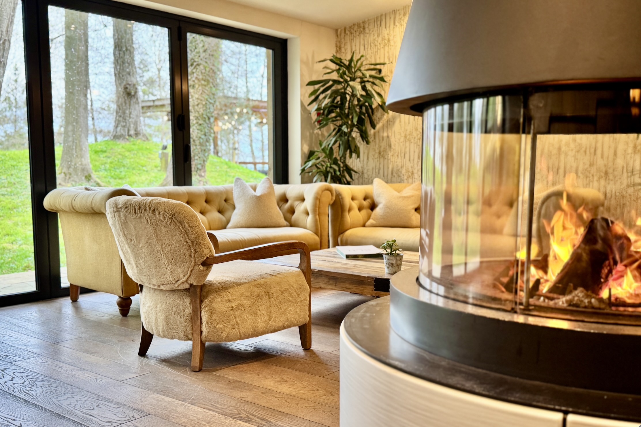 The Lodge at the Fish Hotel exudes coziness photo by Bryan Dearsley 